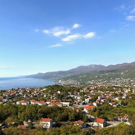 Apartmani Nad Voltun Kastav Exteriör bild
