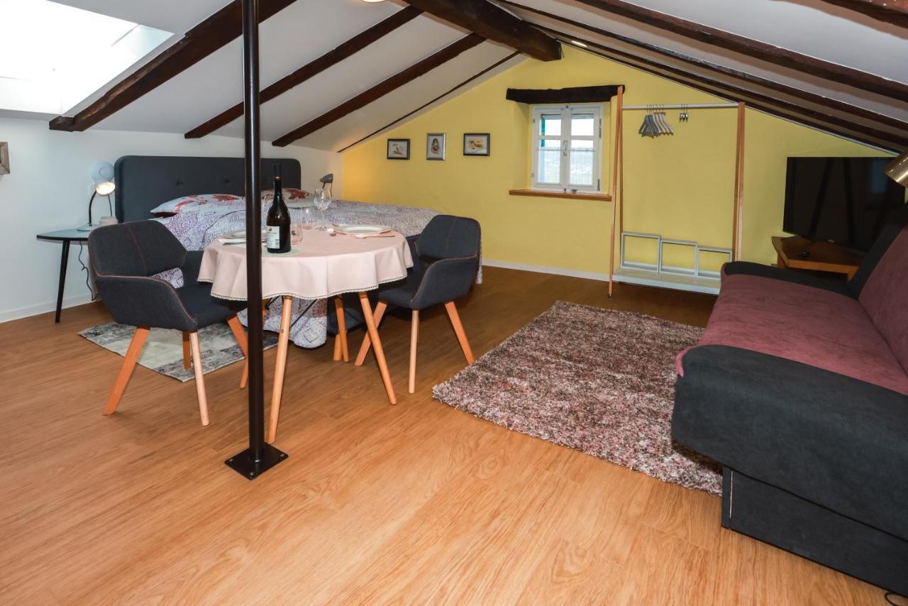 Apartmani Nad Voltun Kastav Exteriör bild